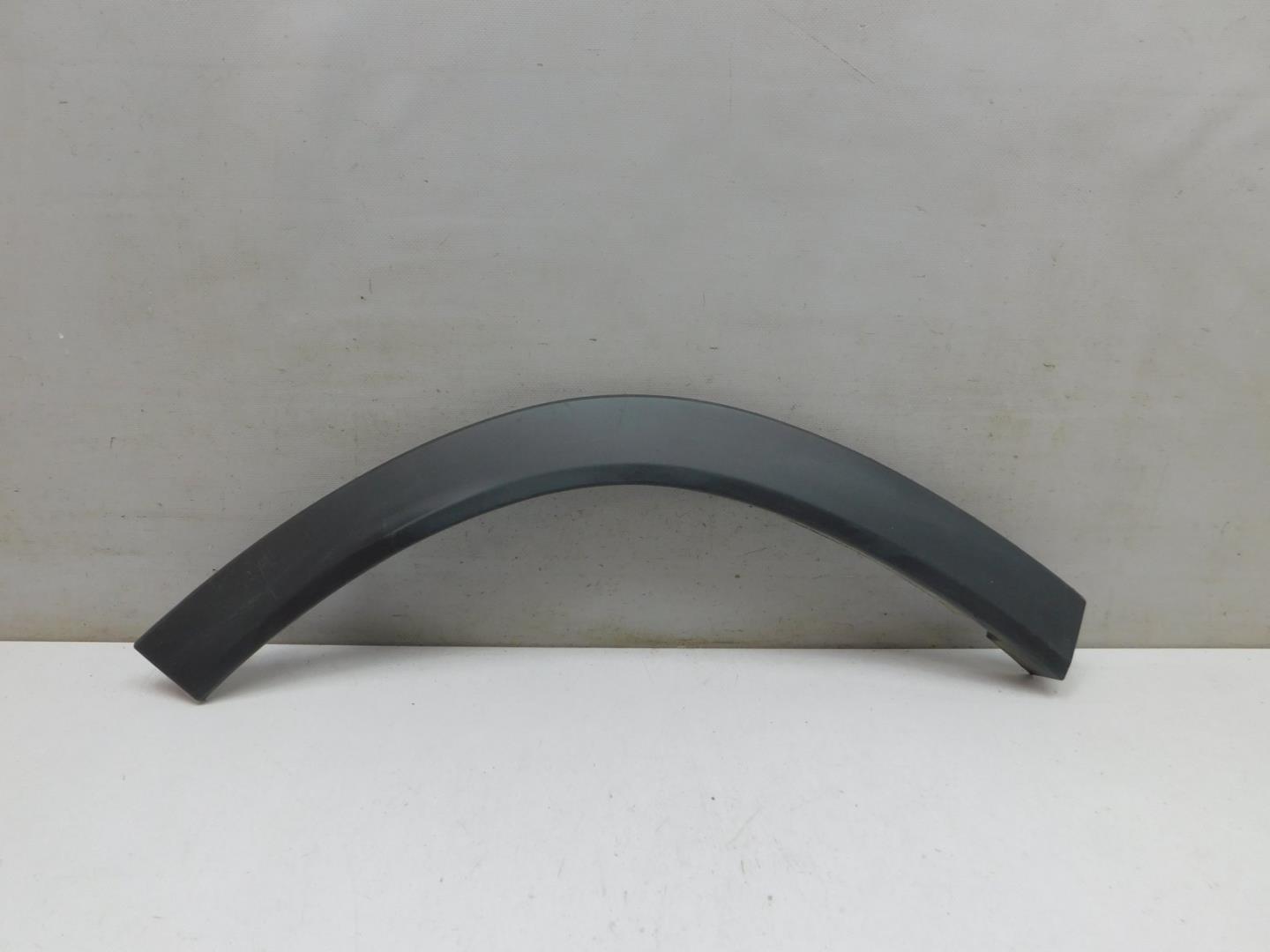 Накладка заднего крыла правого