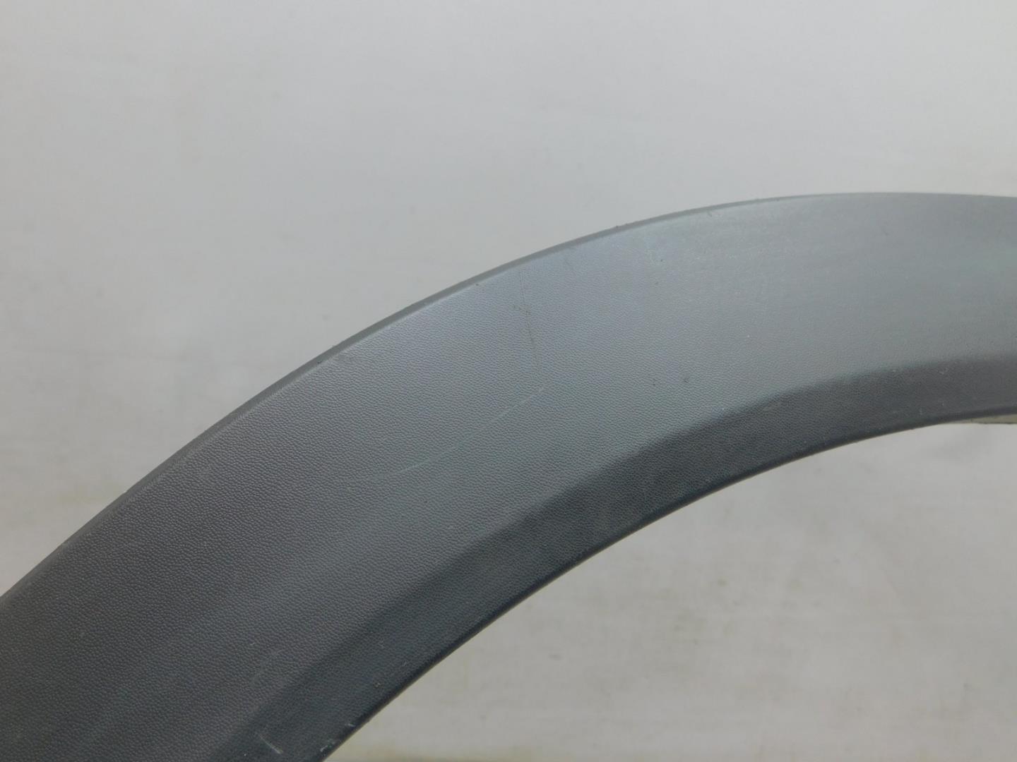 Накладка заднего крыла правого