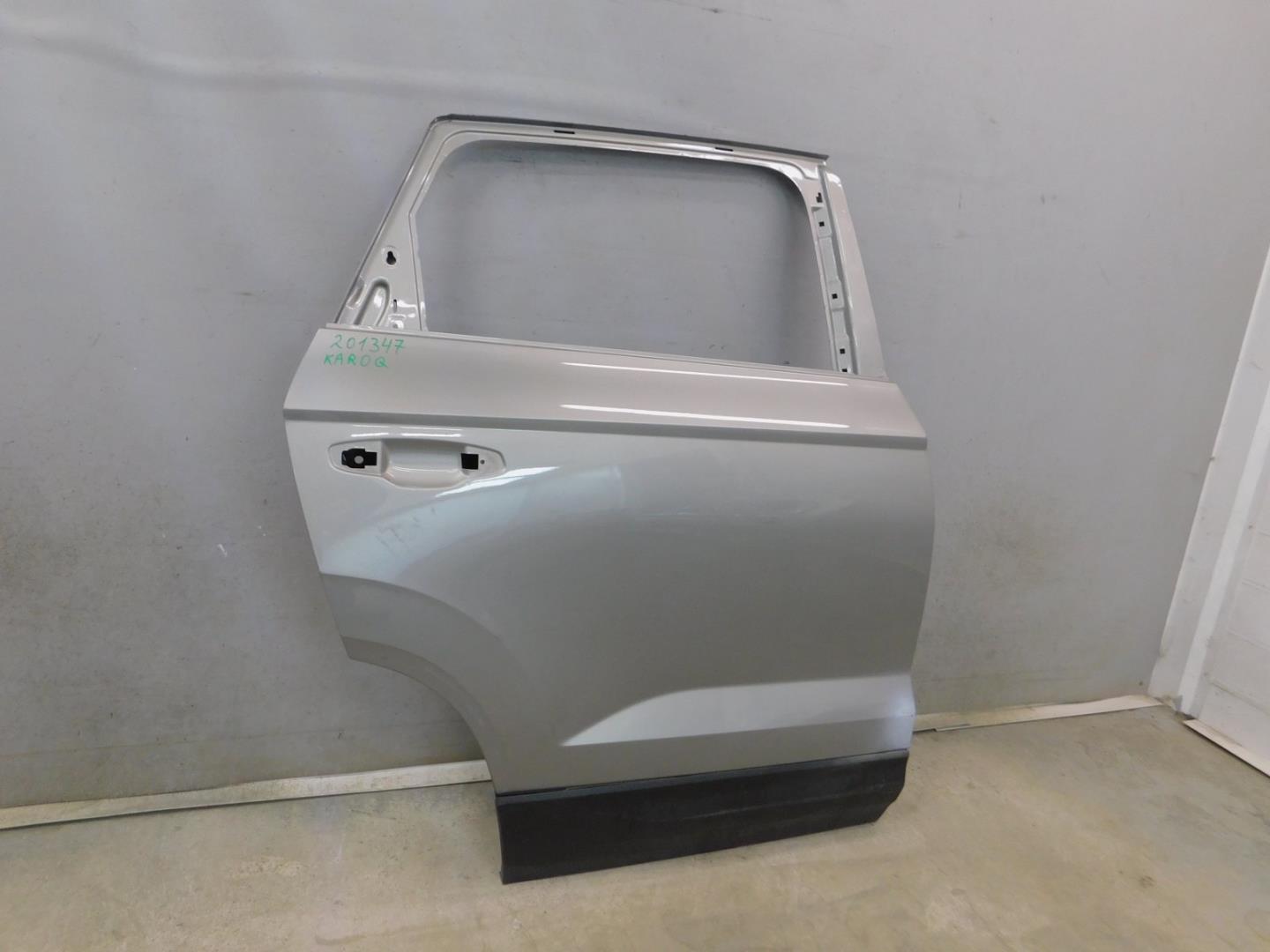 Дверь задняя правая