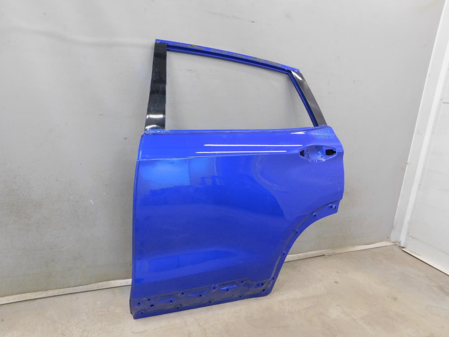 Дверь задняя левая