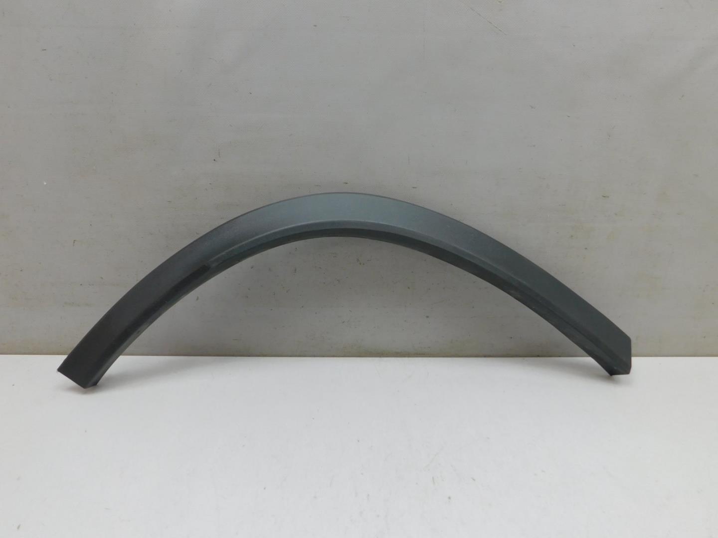 Накладка заднего крыла правого