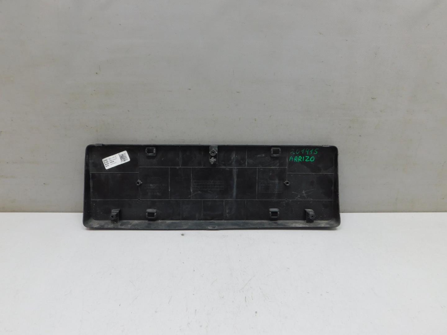 Накладка переднего бампера