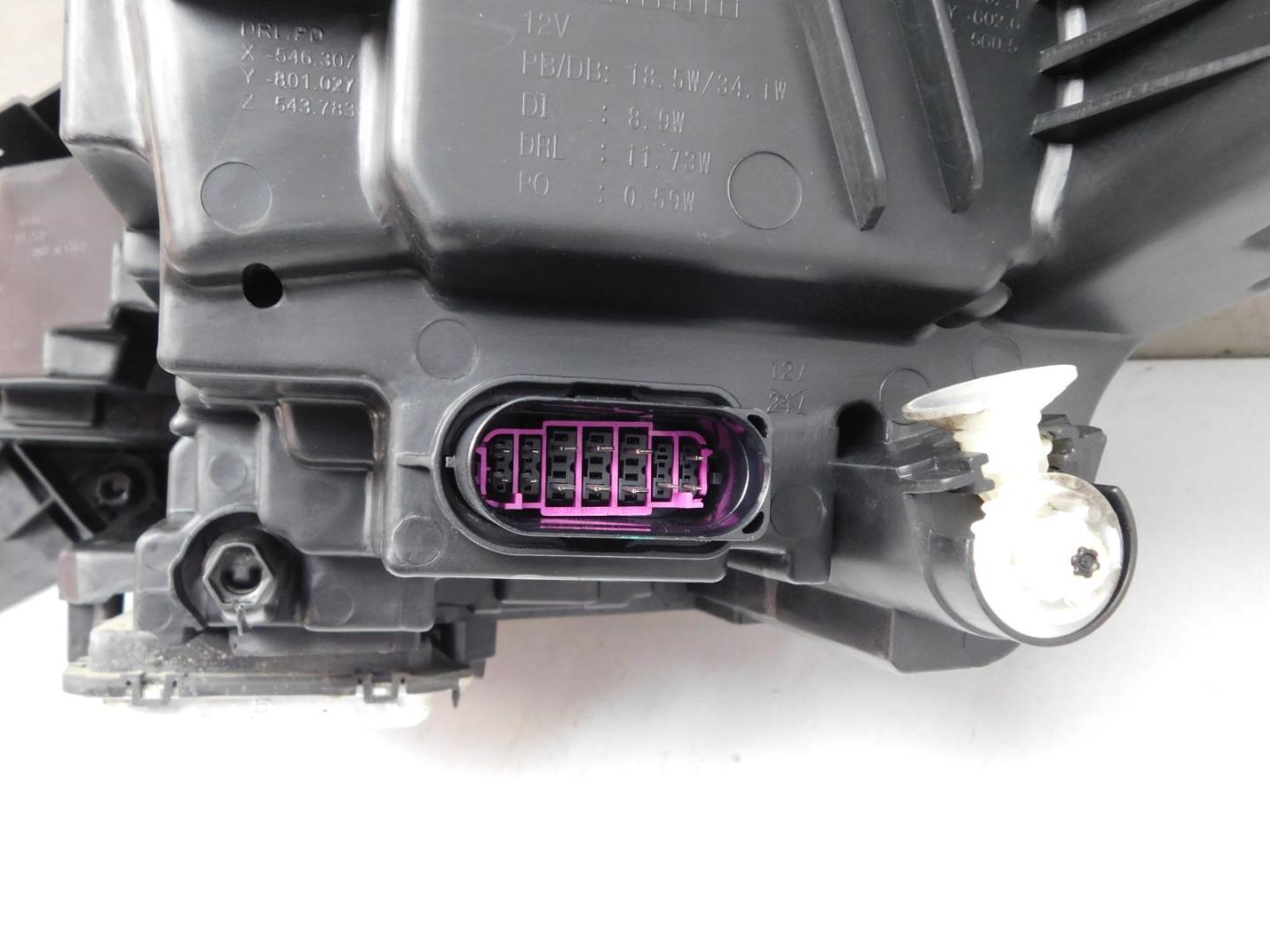 Фара правая