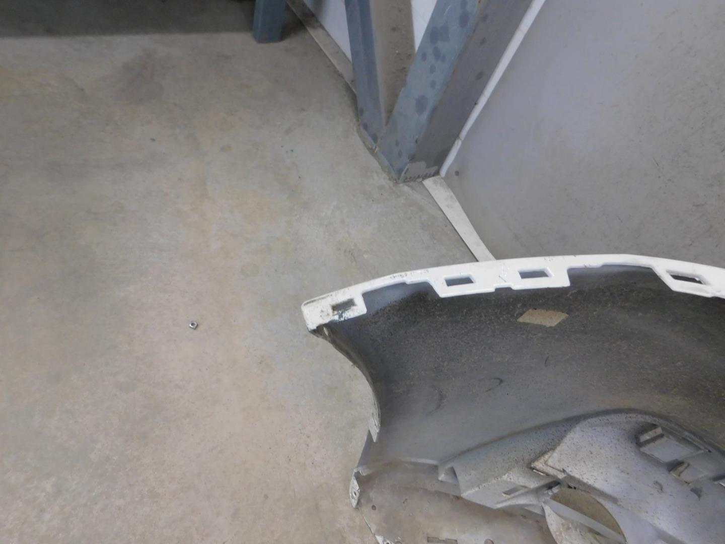 Бампер передний