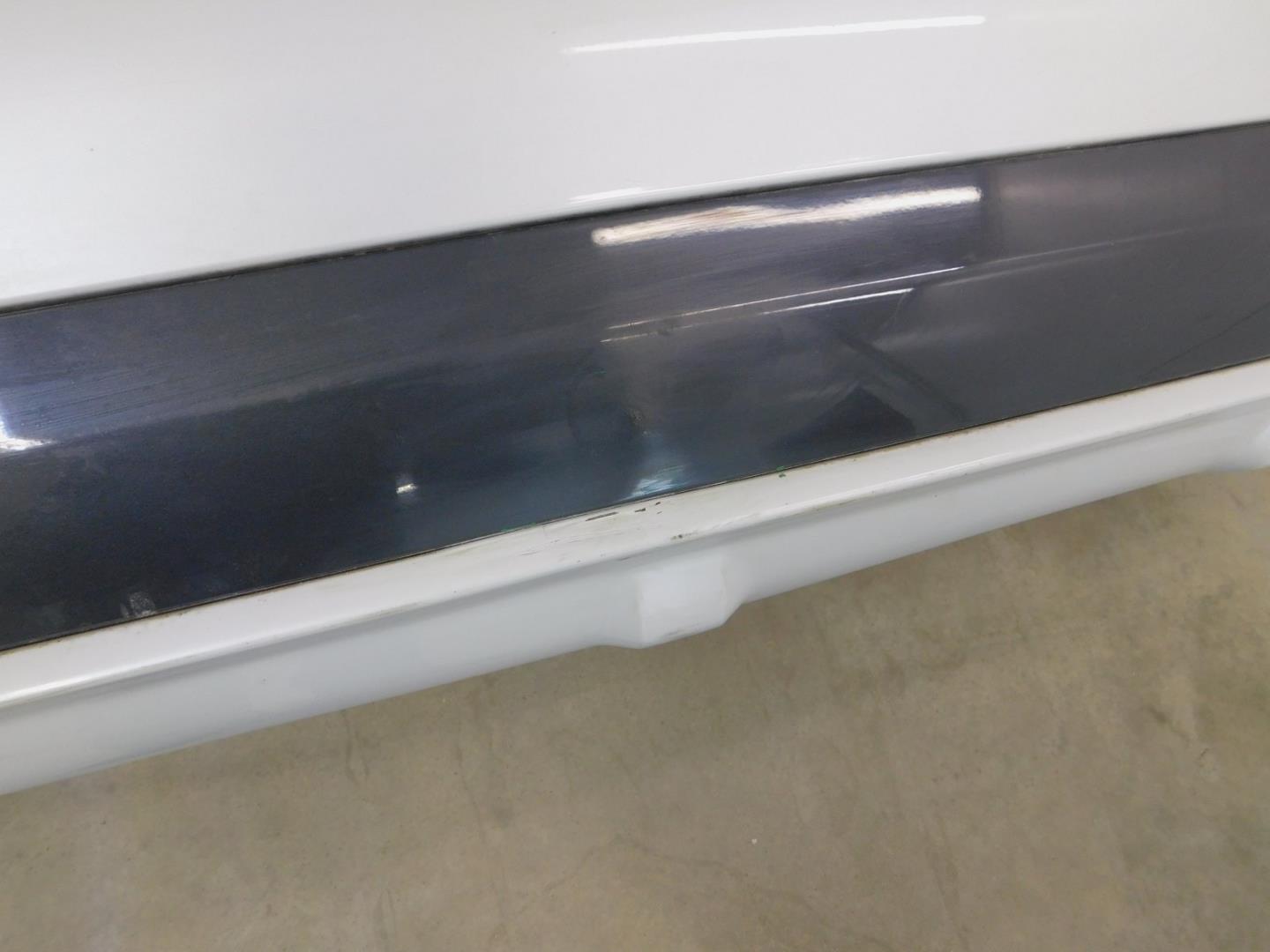 Бампер задний