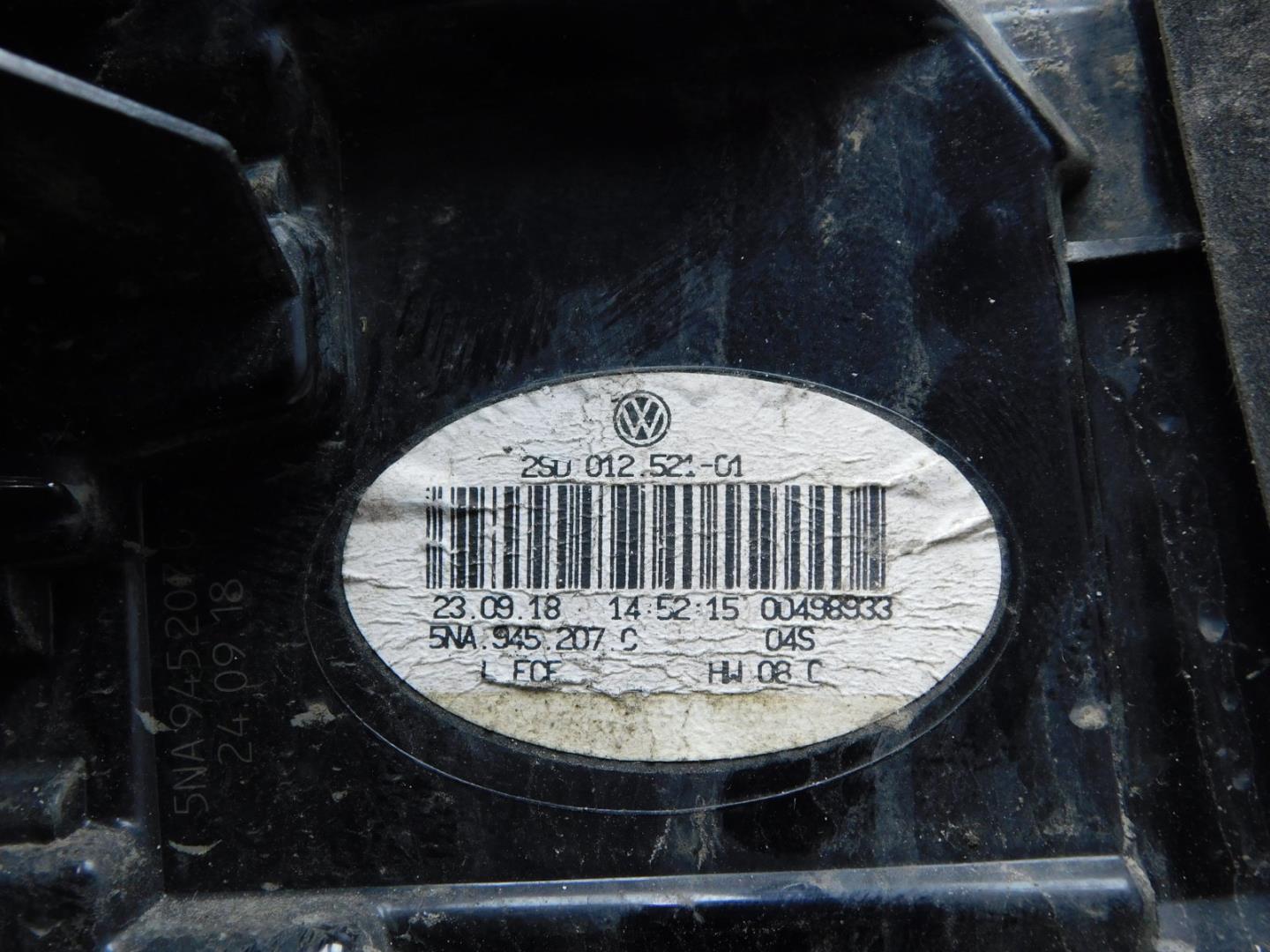 Фонарь задний наружный левый