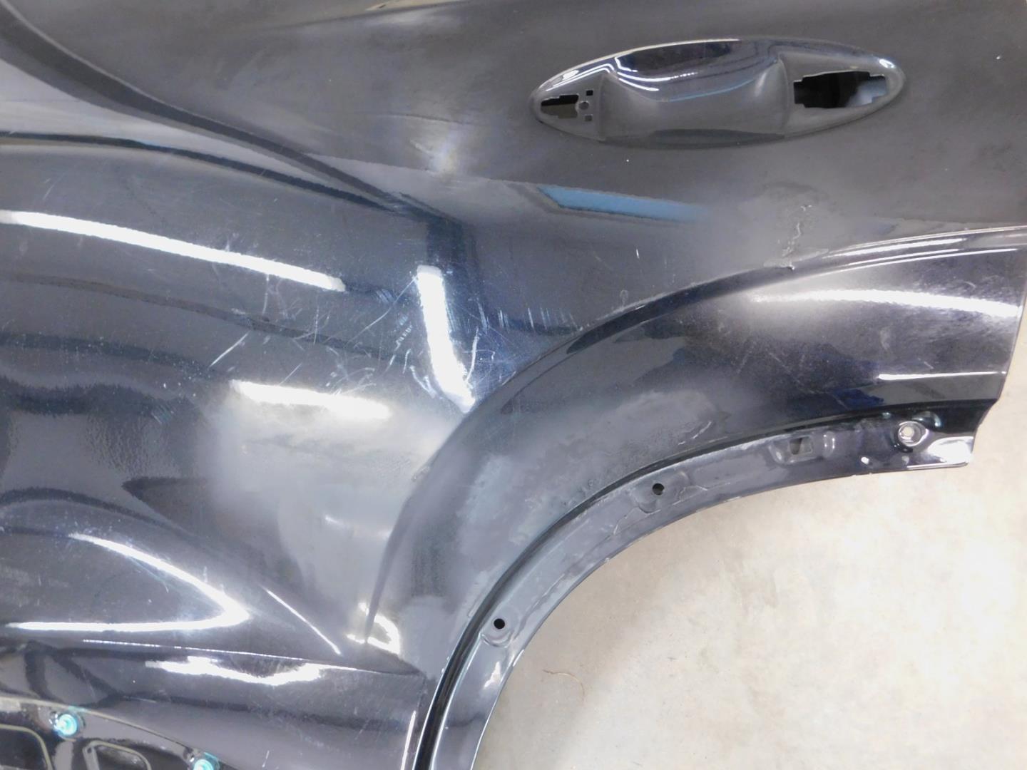 Дверь задняя левая