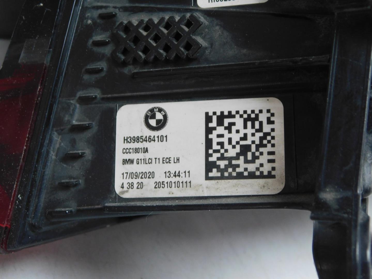 Фонарь задний наружный левый