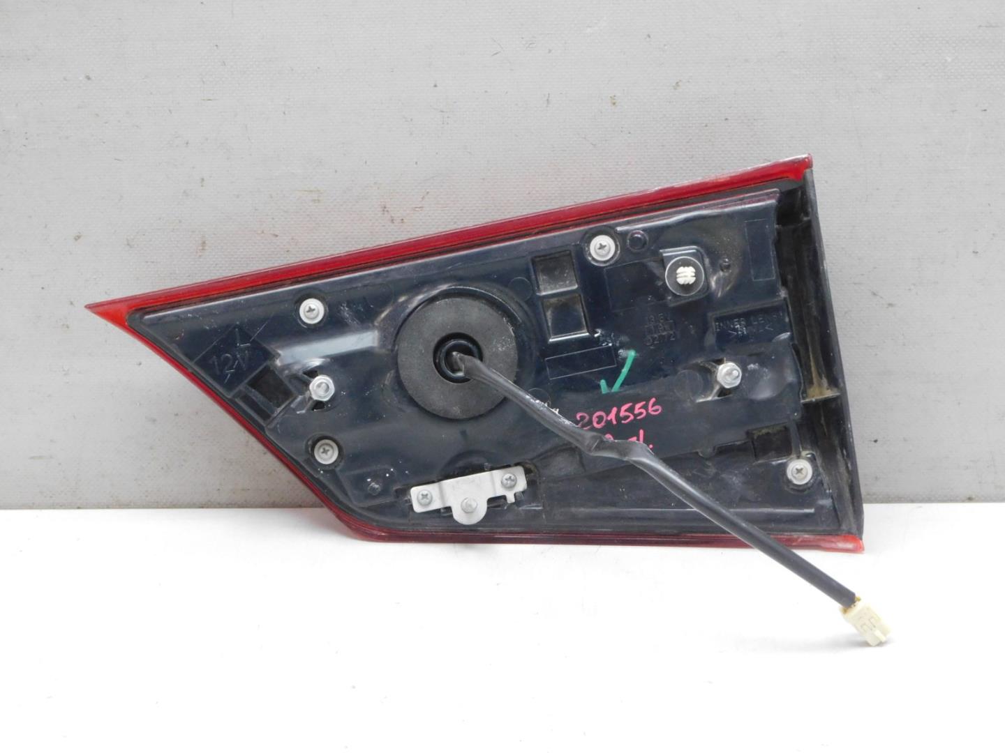 Фонарь задний внутренний левый