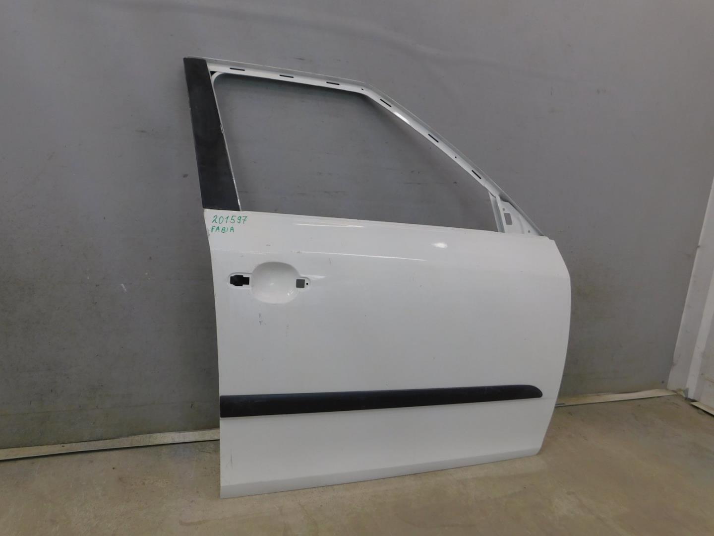 Дверь передняя правая