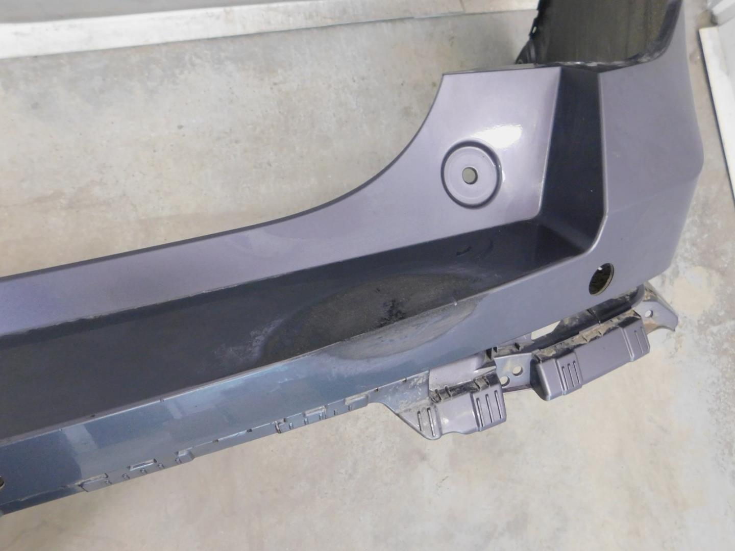 Бампер задний