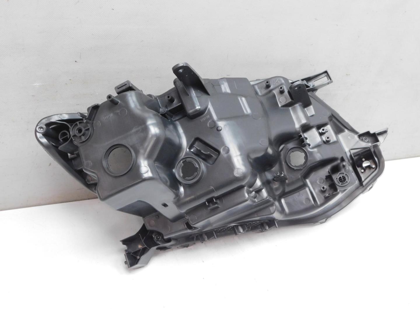 Корпус фары левой