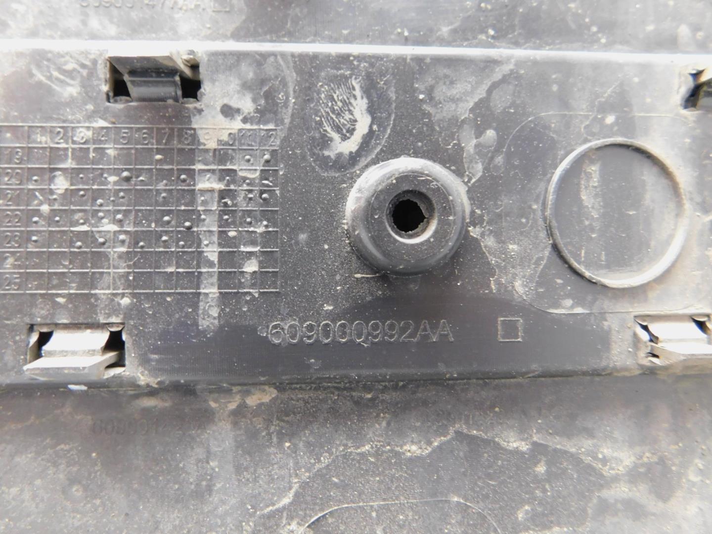 Накладка двери задней левой