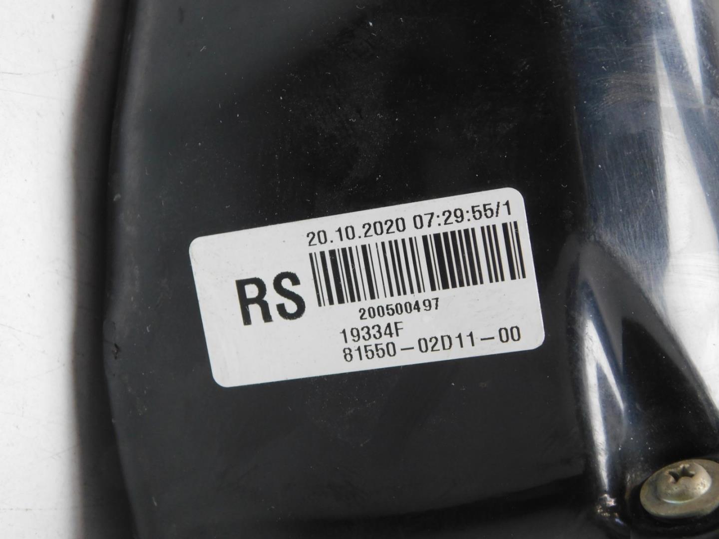 Фонарь задний наружный правый