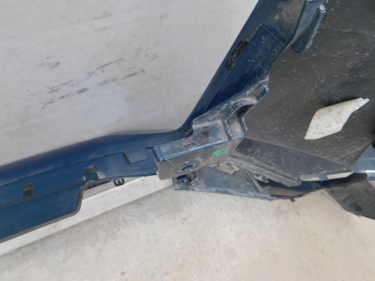 Бампер передний