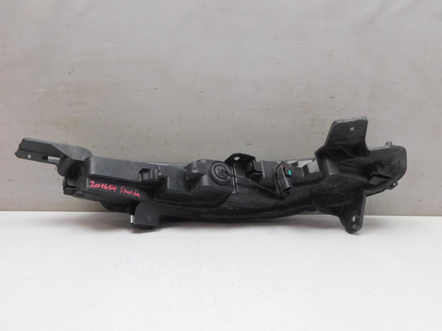 Габарит передний левый