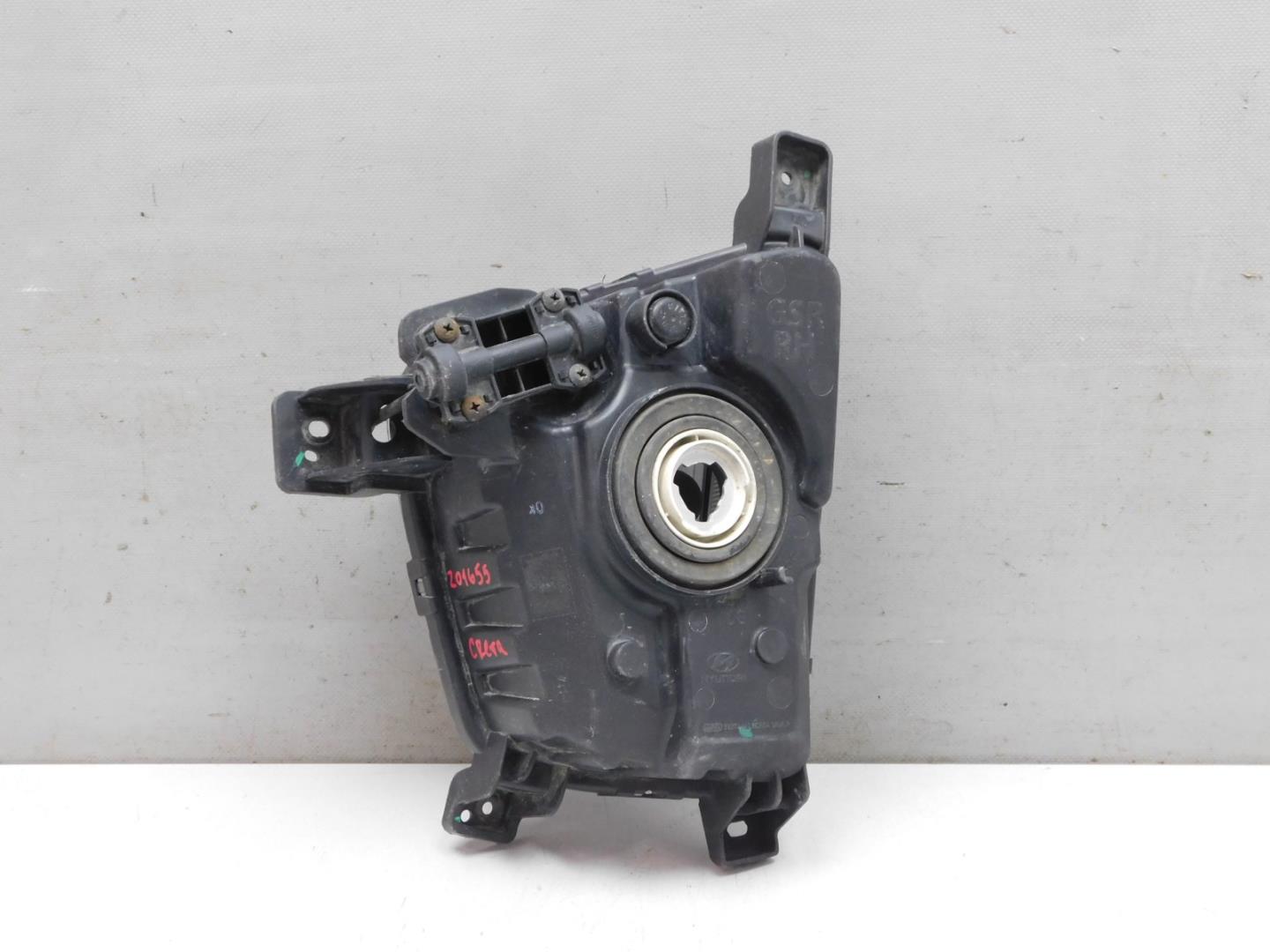 Фара противотуманная правая