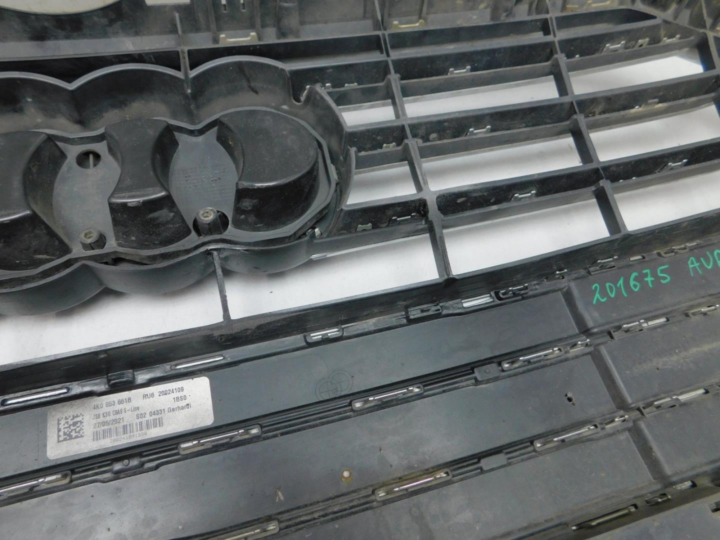 Решетка радиатора