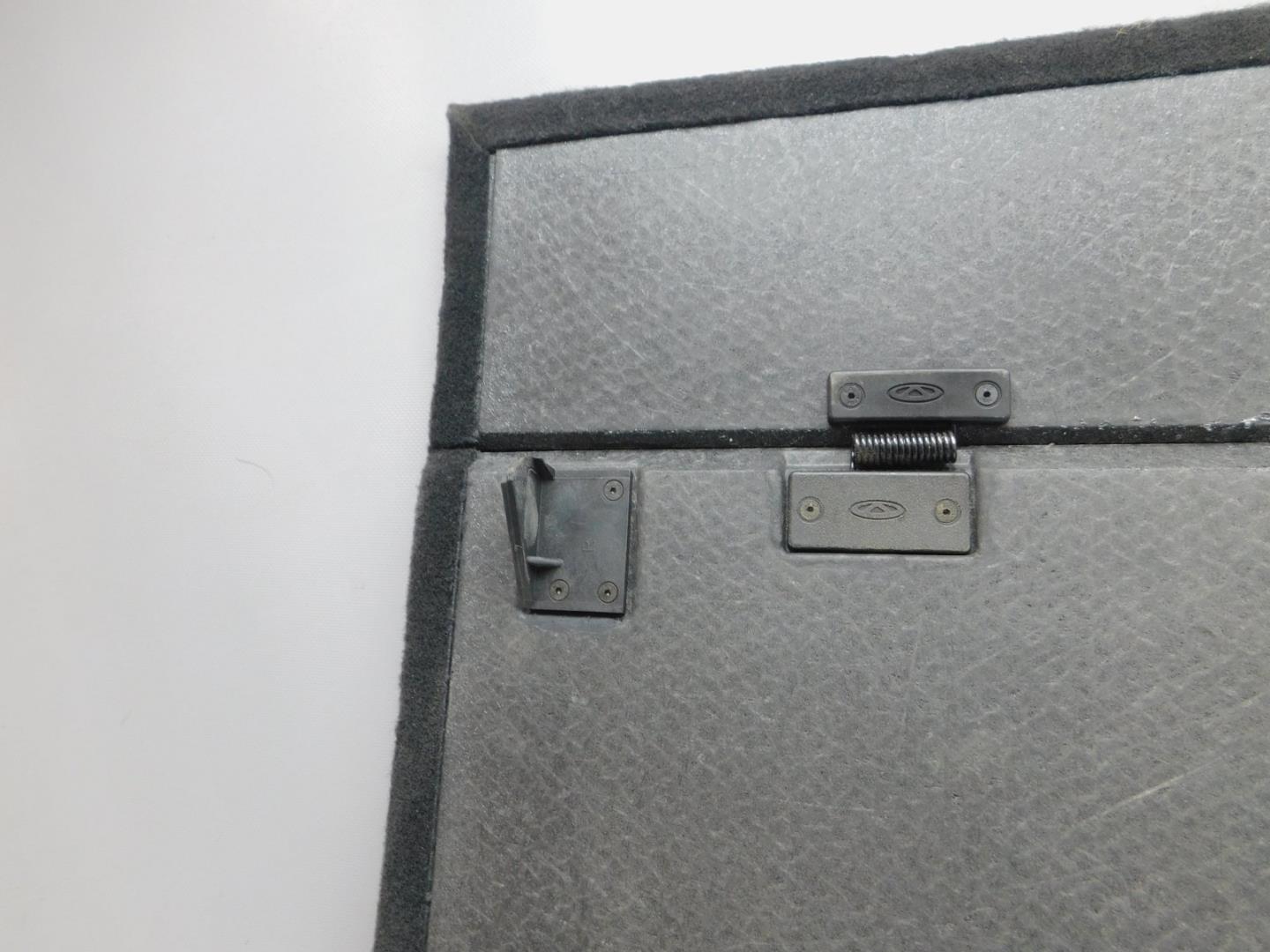 Обшивка багажника