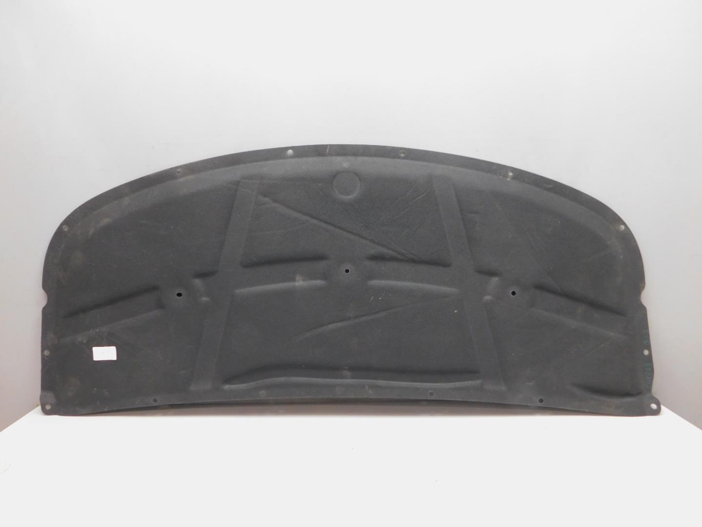 Шумоизоляция капота