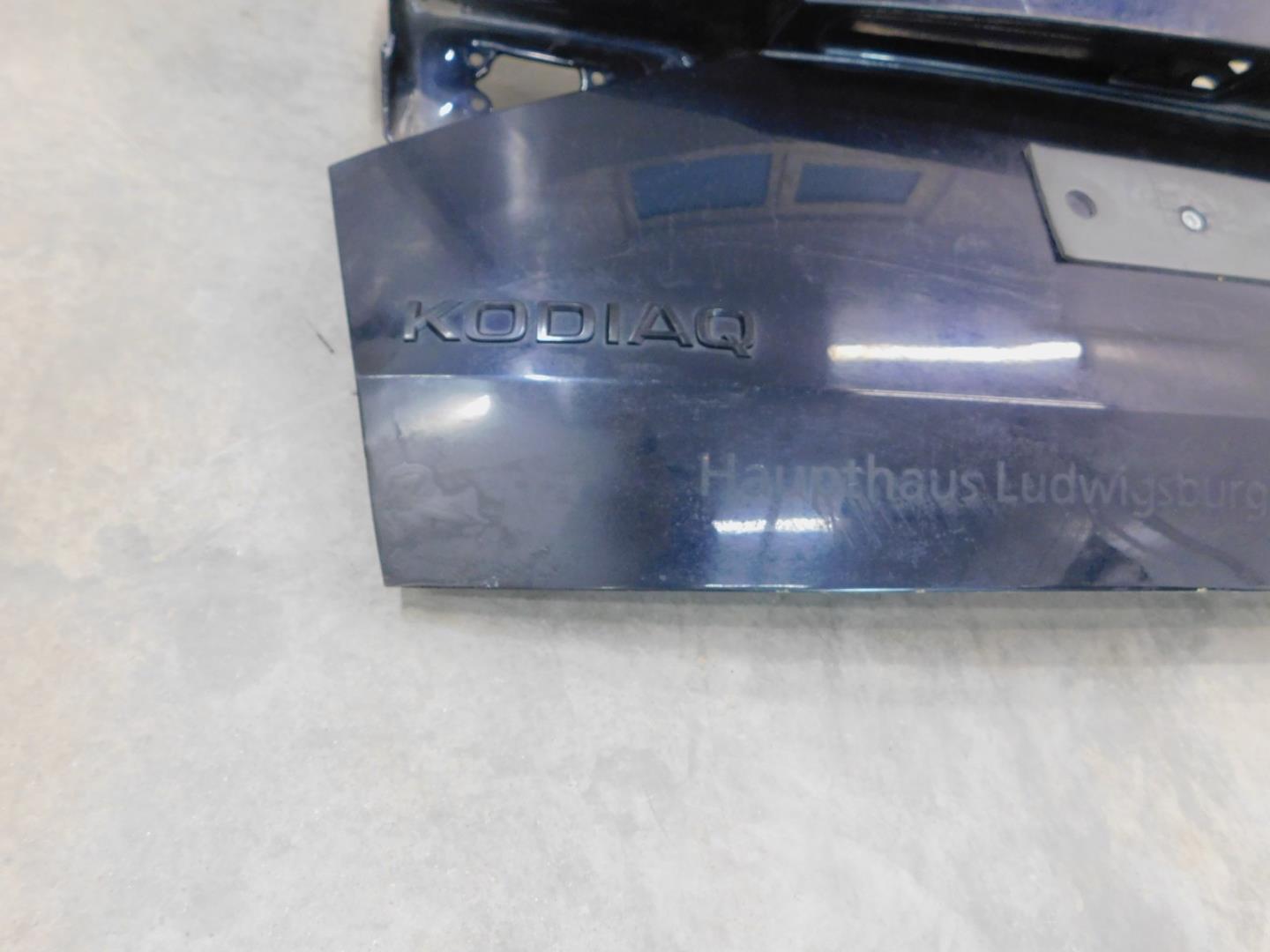 Дверь багажника