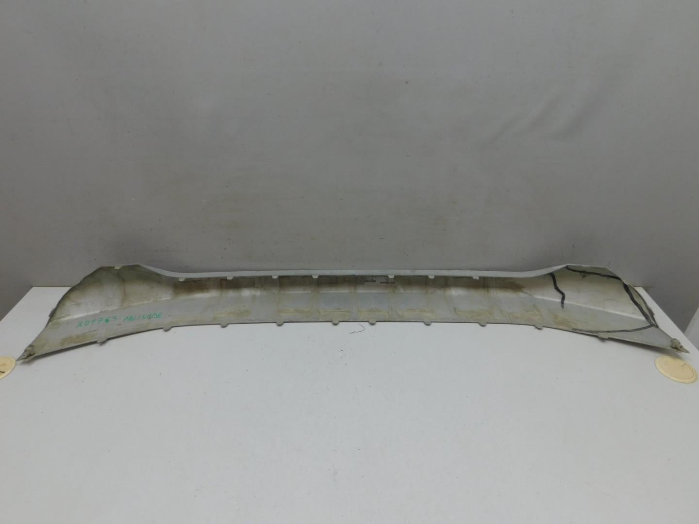 Накладка переднего бампера