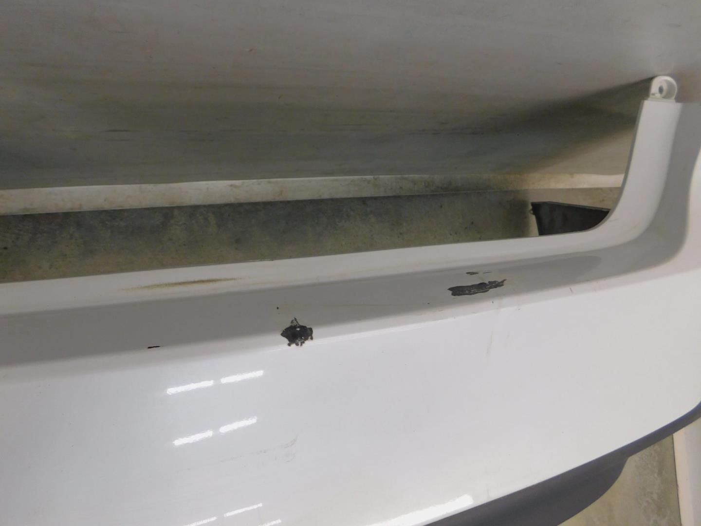 Бампер задний