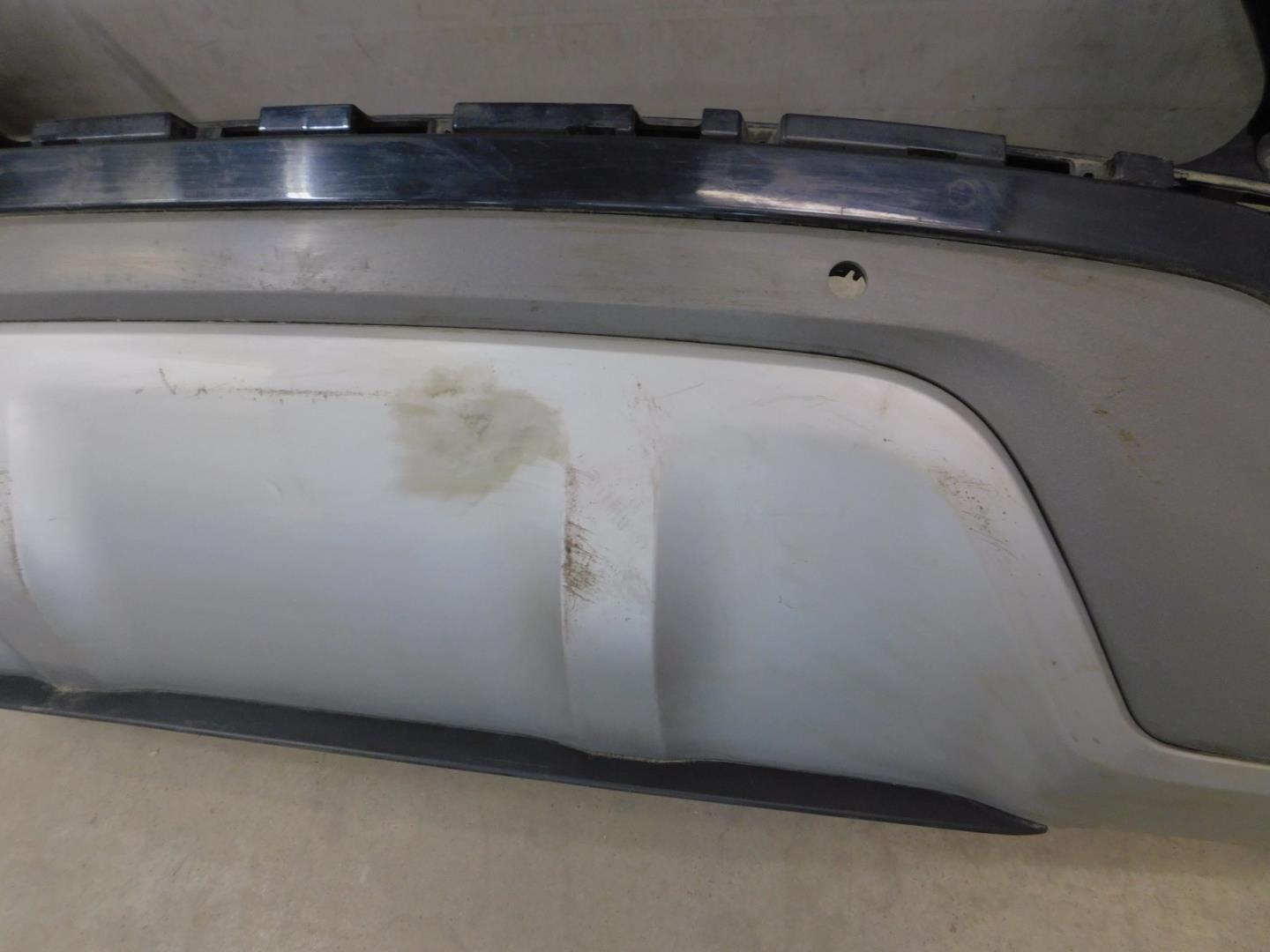 Бампер задний