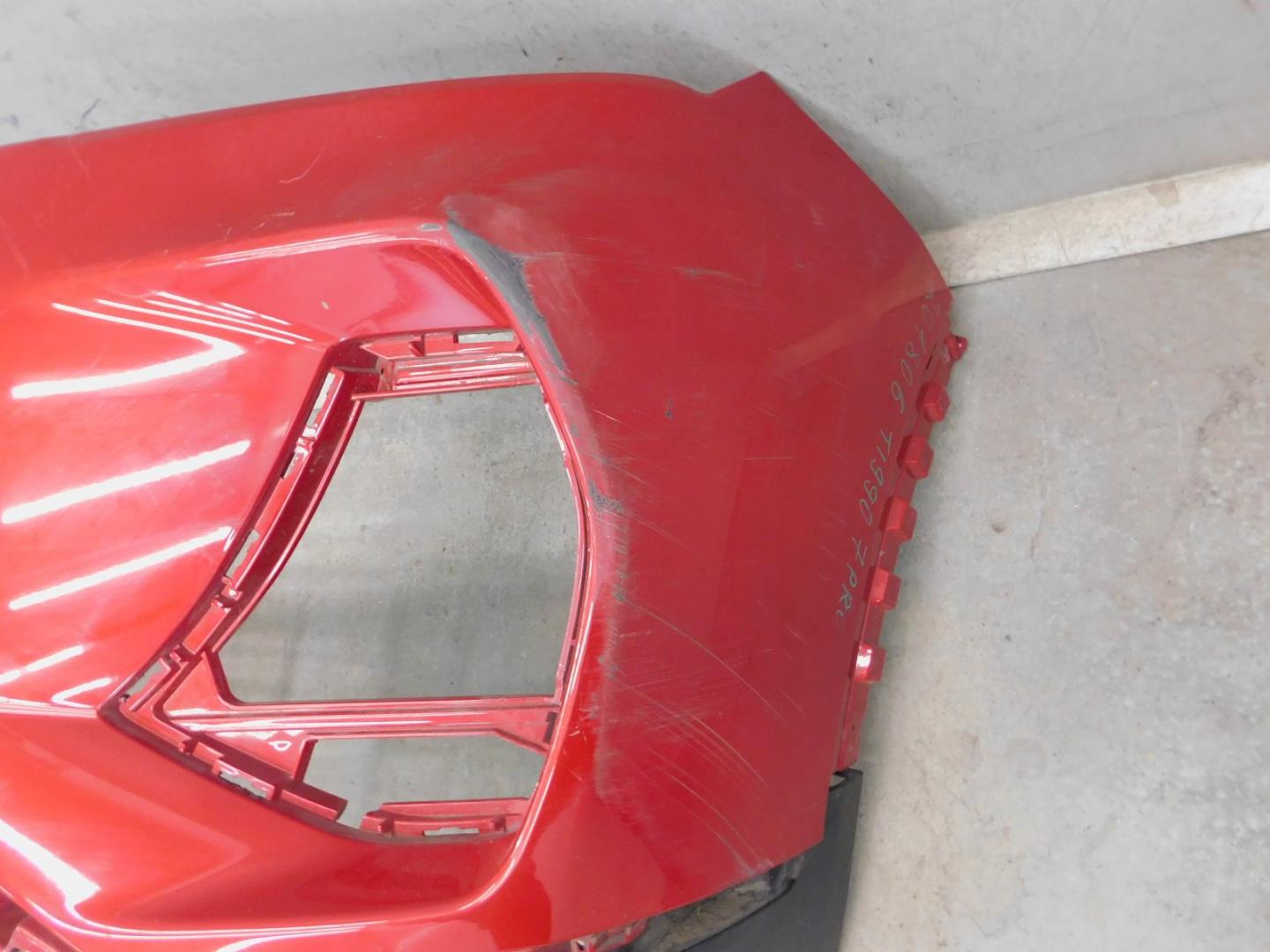 Бампер передний