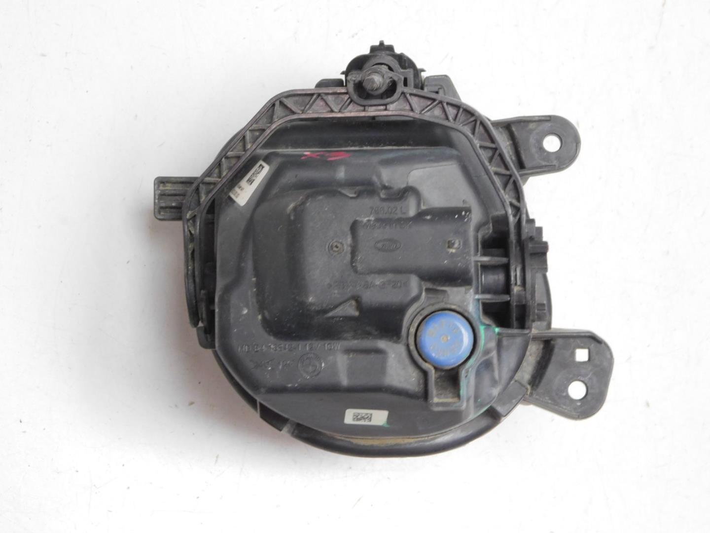 Фара противотуманная левая