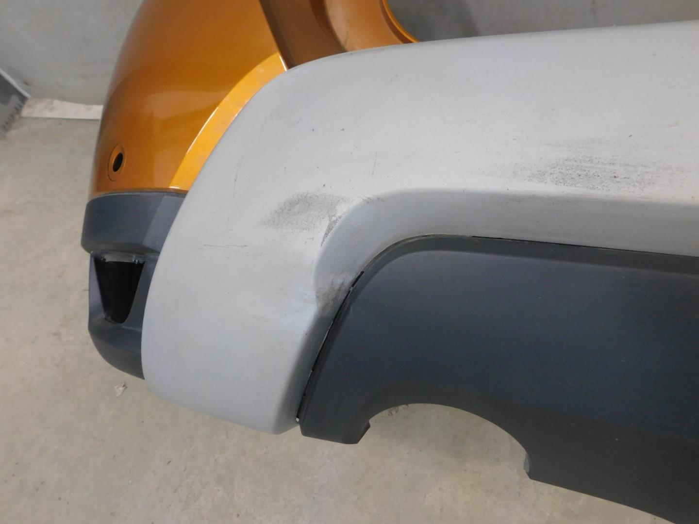 Бампер задний