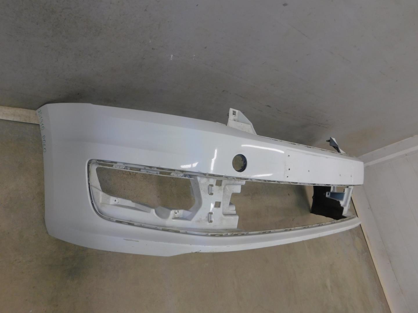 Бампер передний