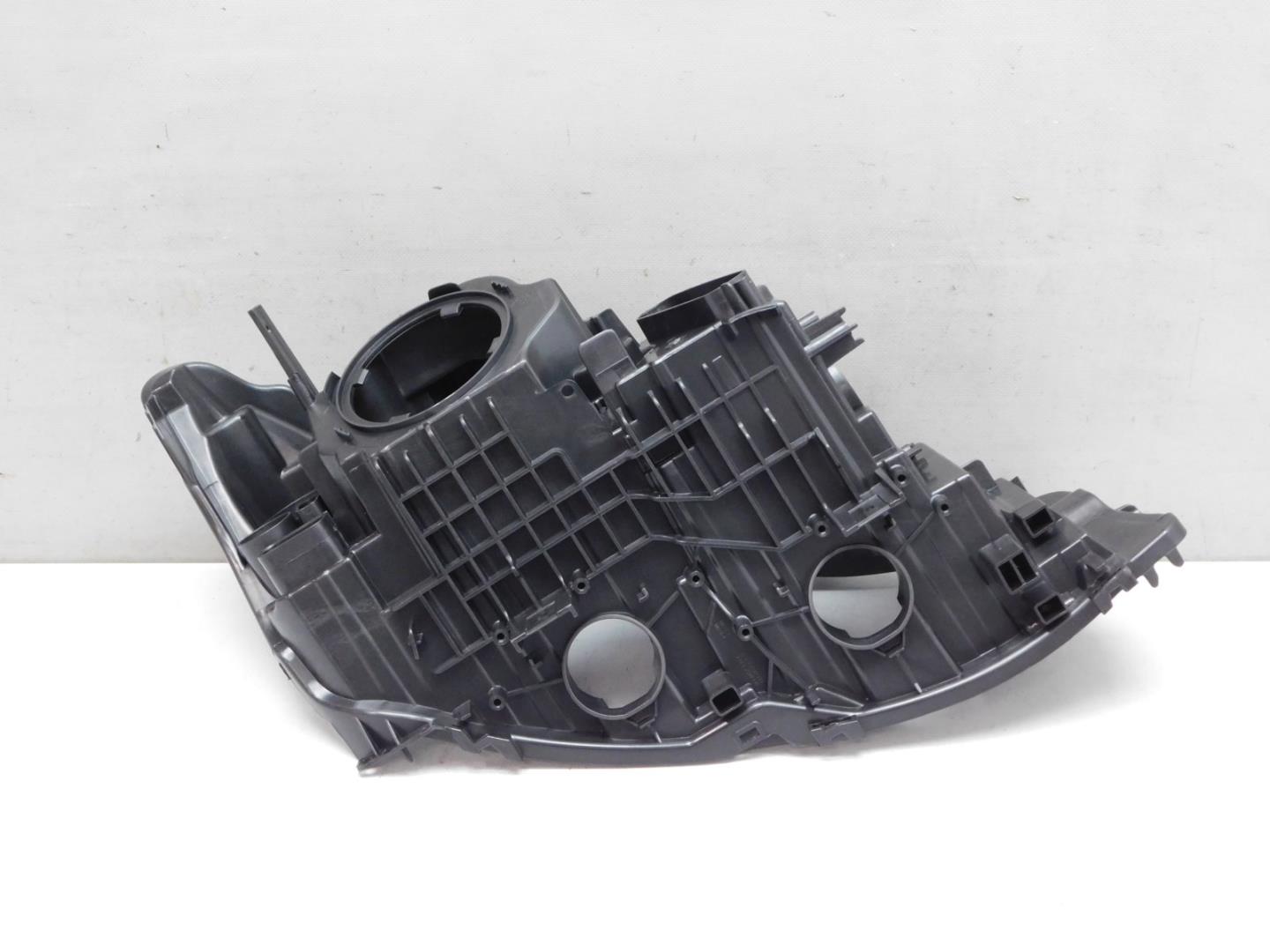 Корпус фары левой