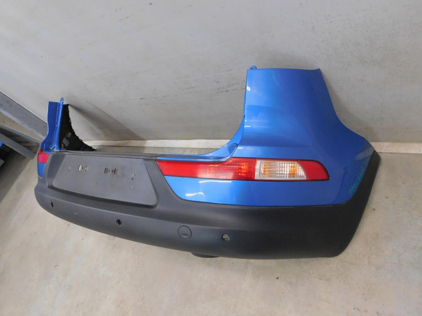 Бампер задний