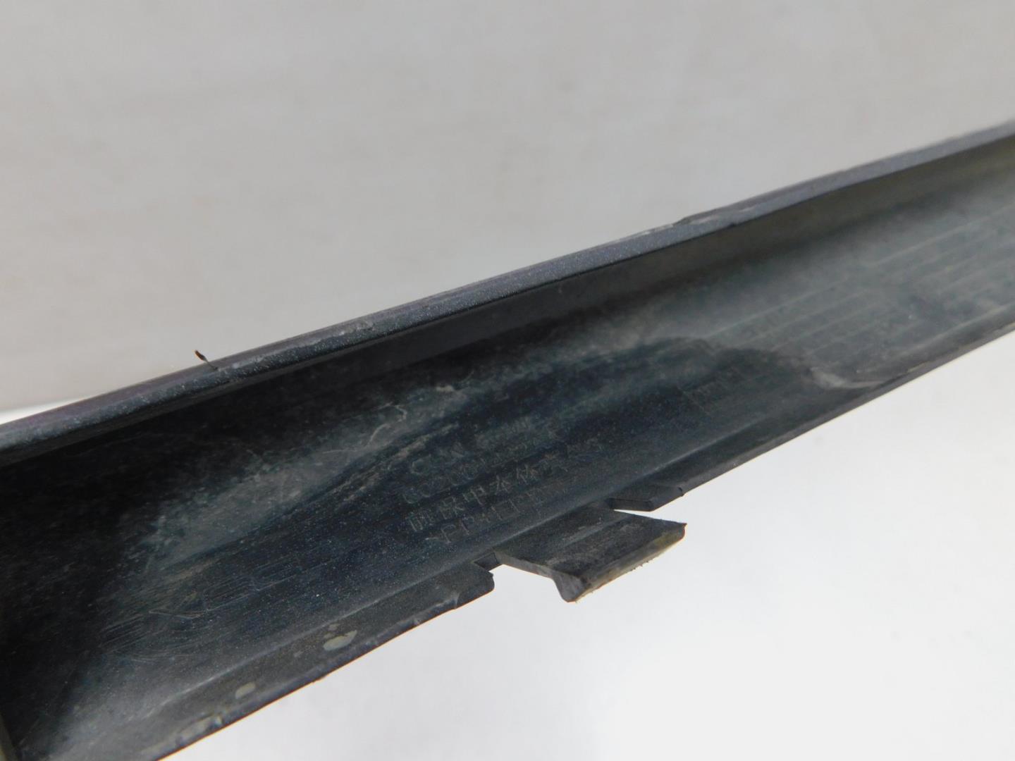 Накладка на решетку радиатора