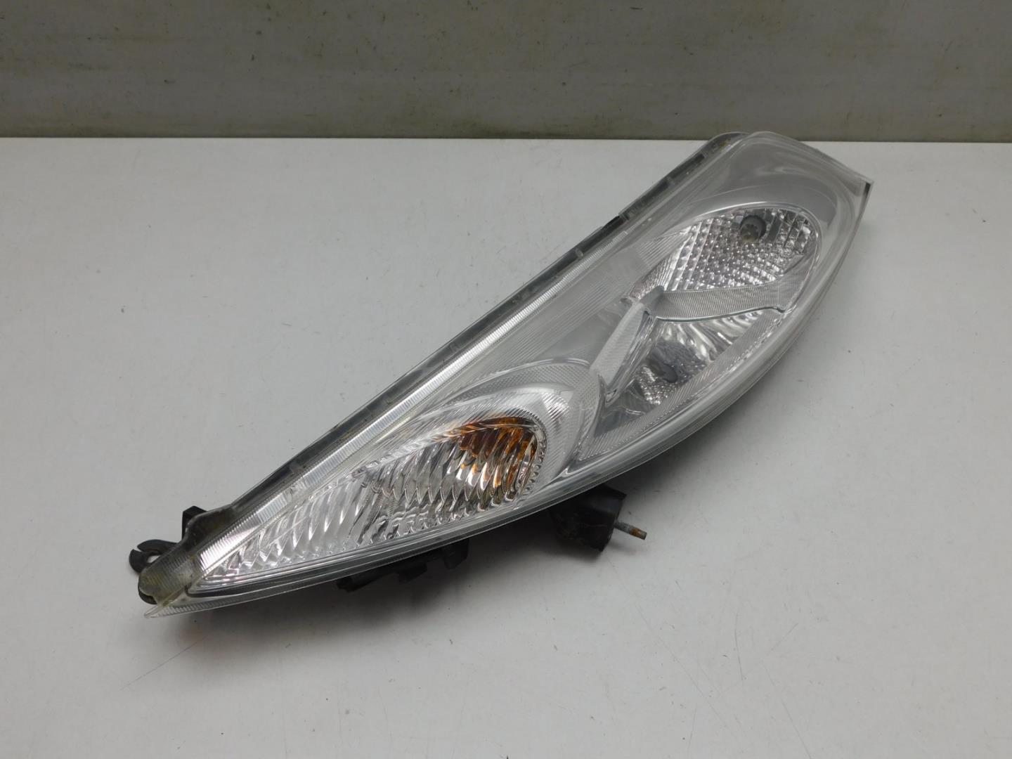 Указатель поворота левый