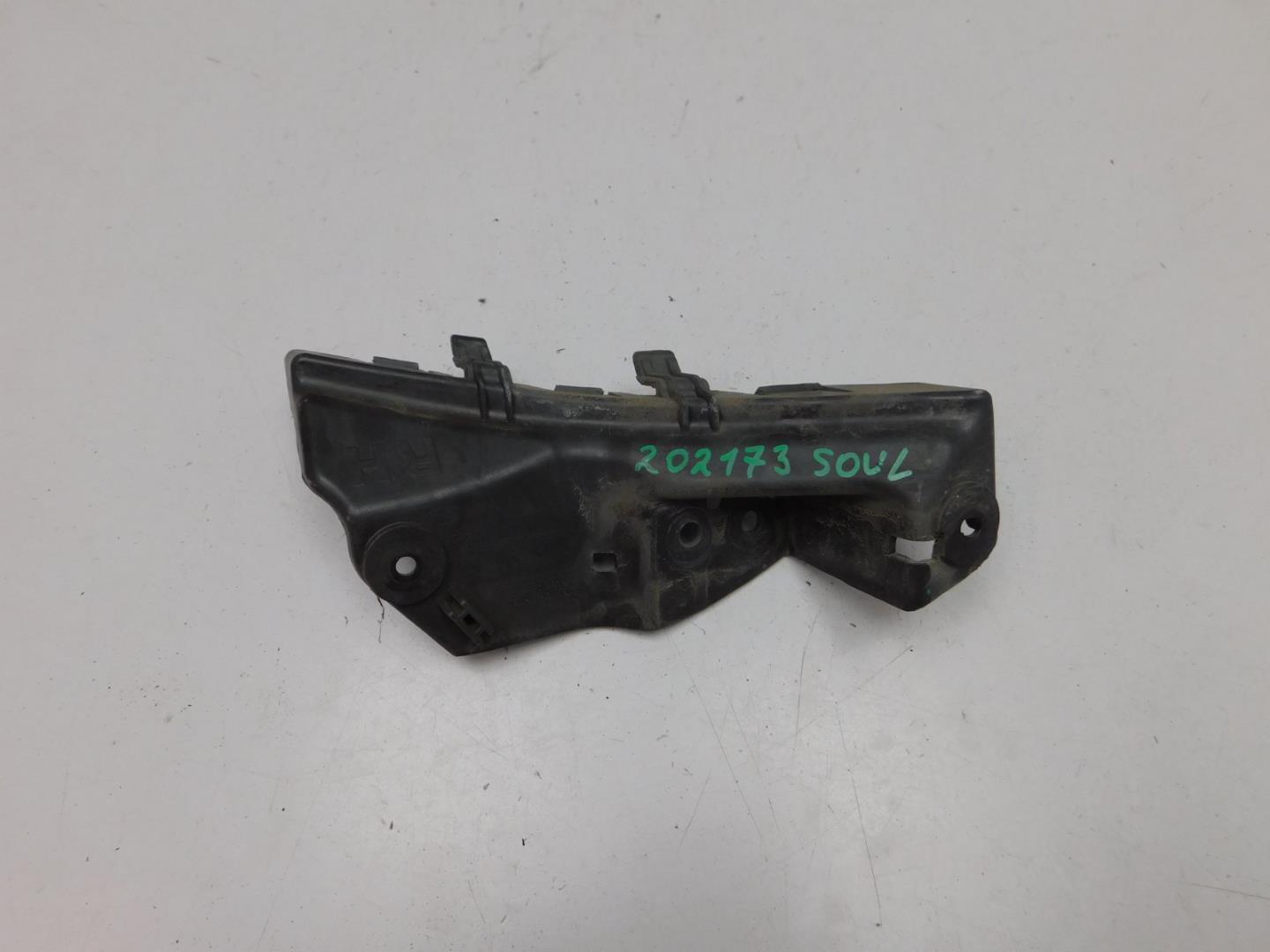 Кронштейн переднего бампера