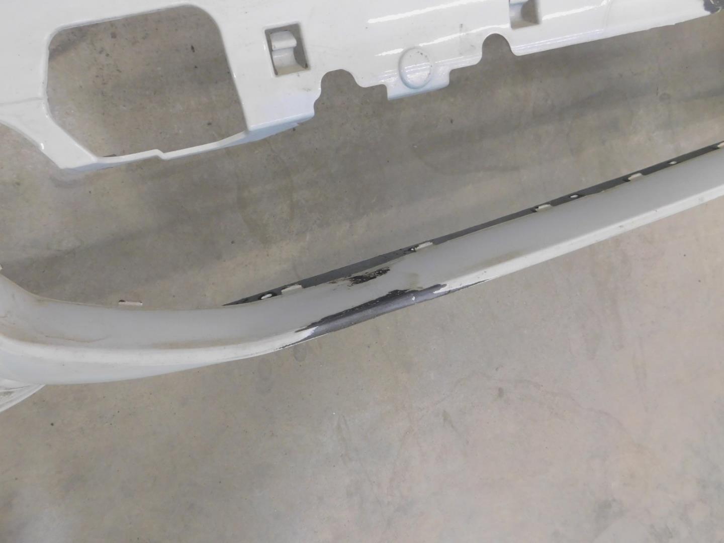 Бампер передний