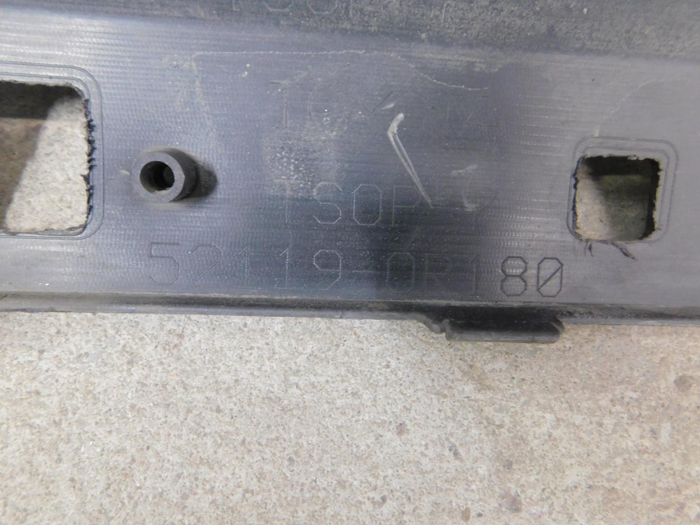 Бампер передний