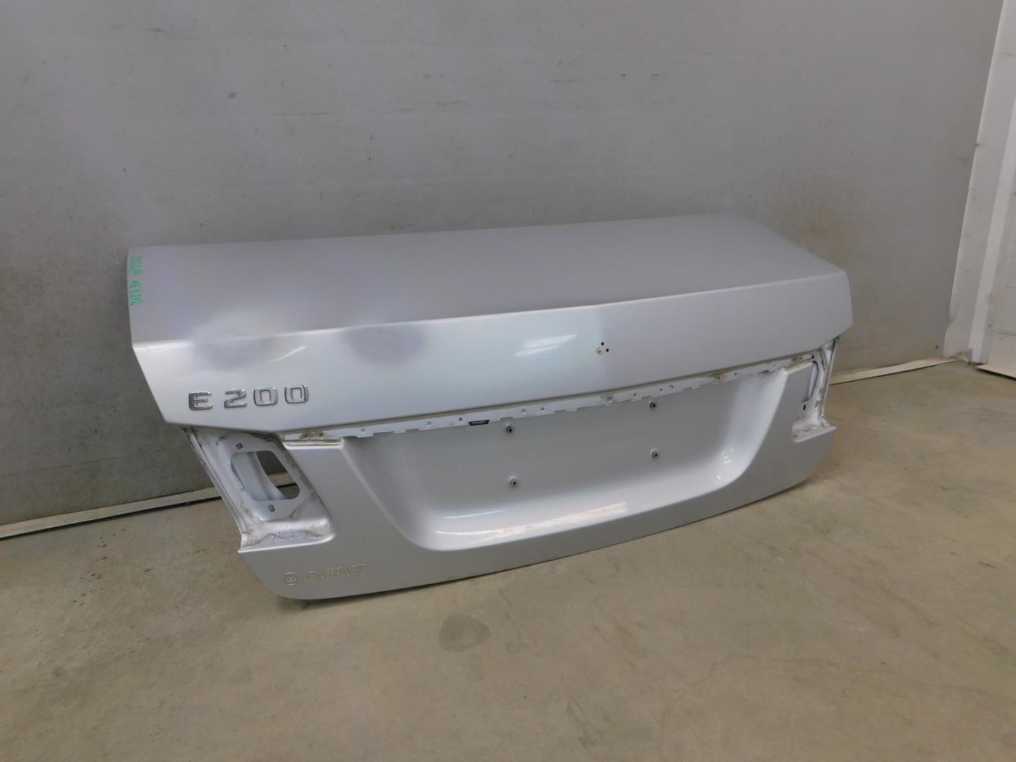 Крышка багажника