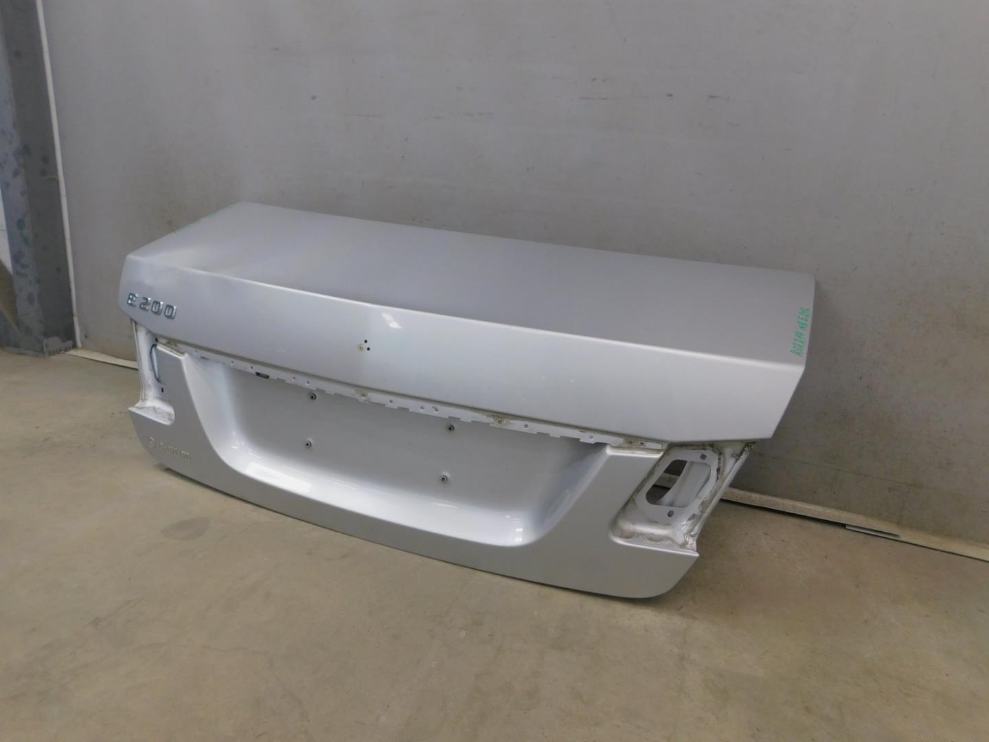 Крышка багажника