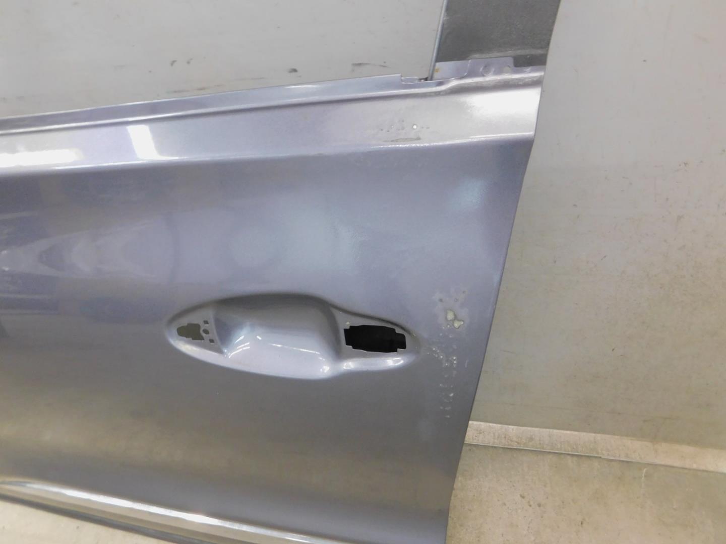 Дверь передняя левая