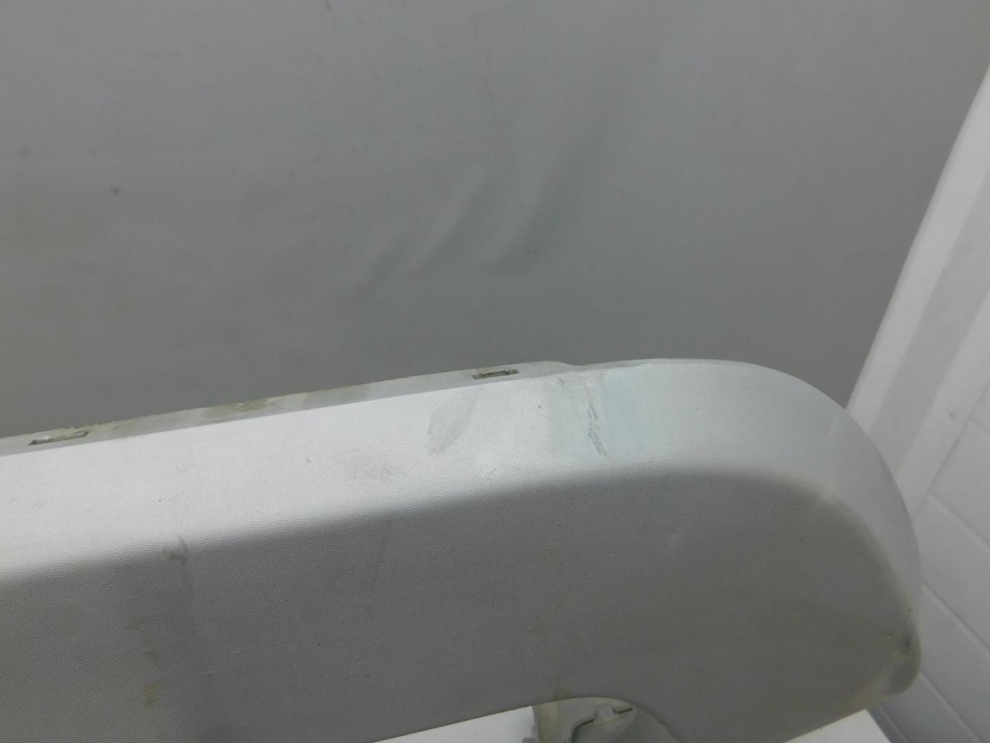 Накладка переднего бампера