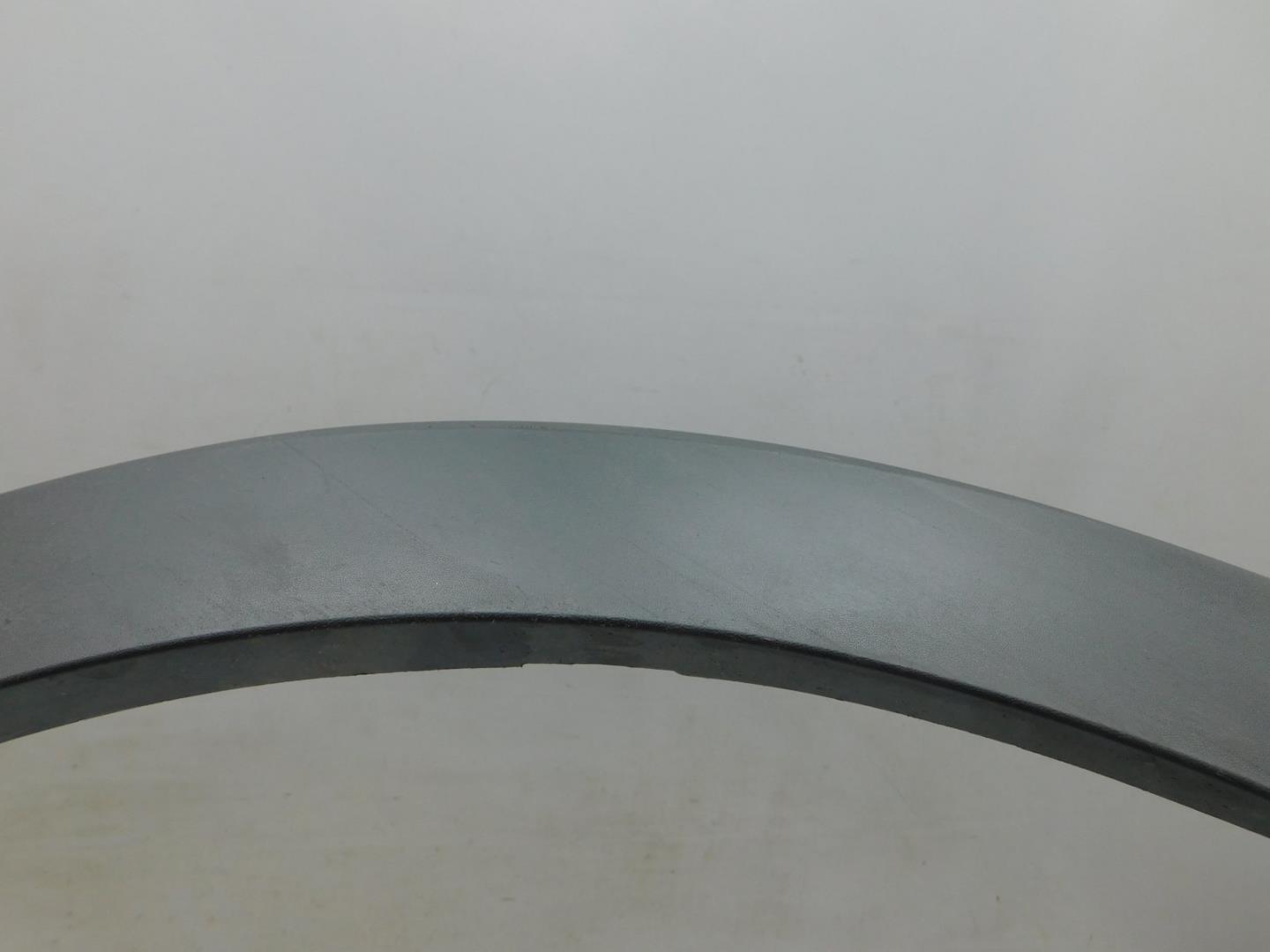 Накладка переднего крыла левого