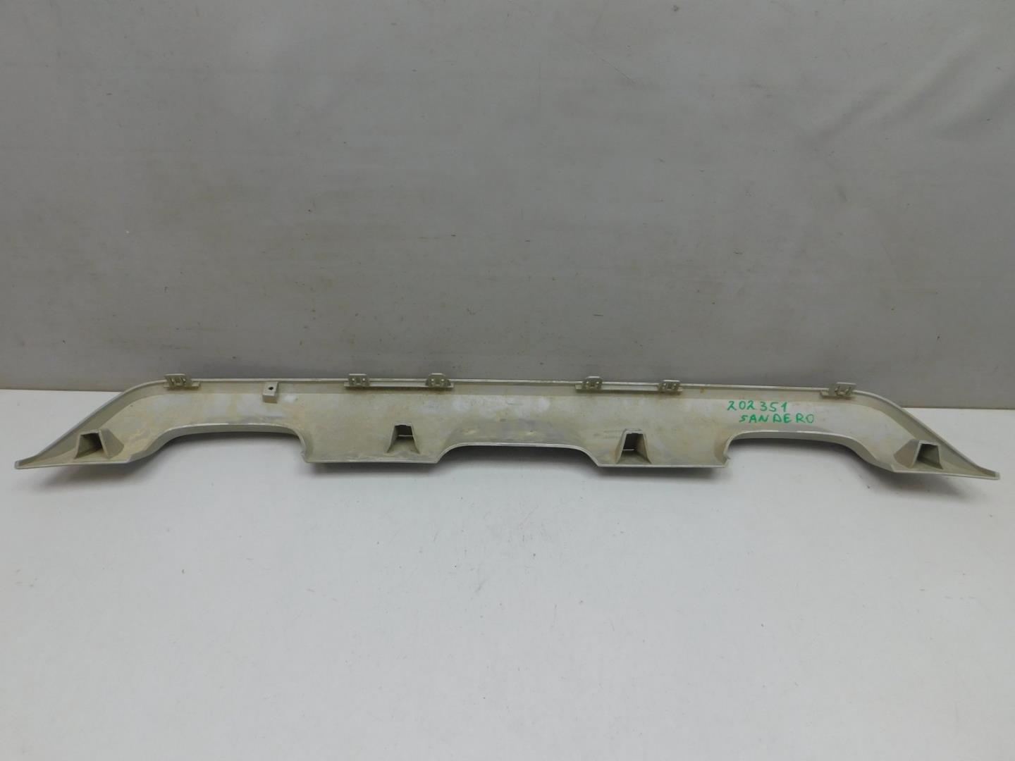 Накладка заднего бампера