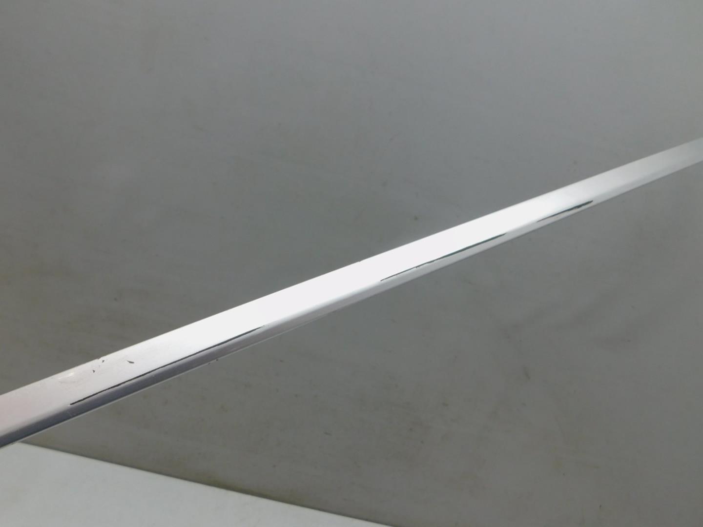 Молдинг заднего бампера