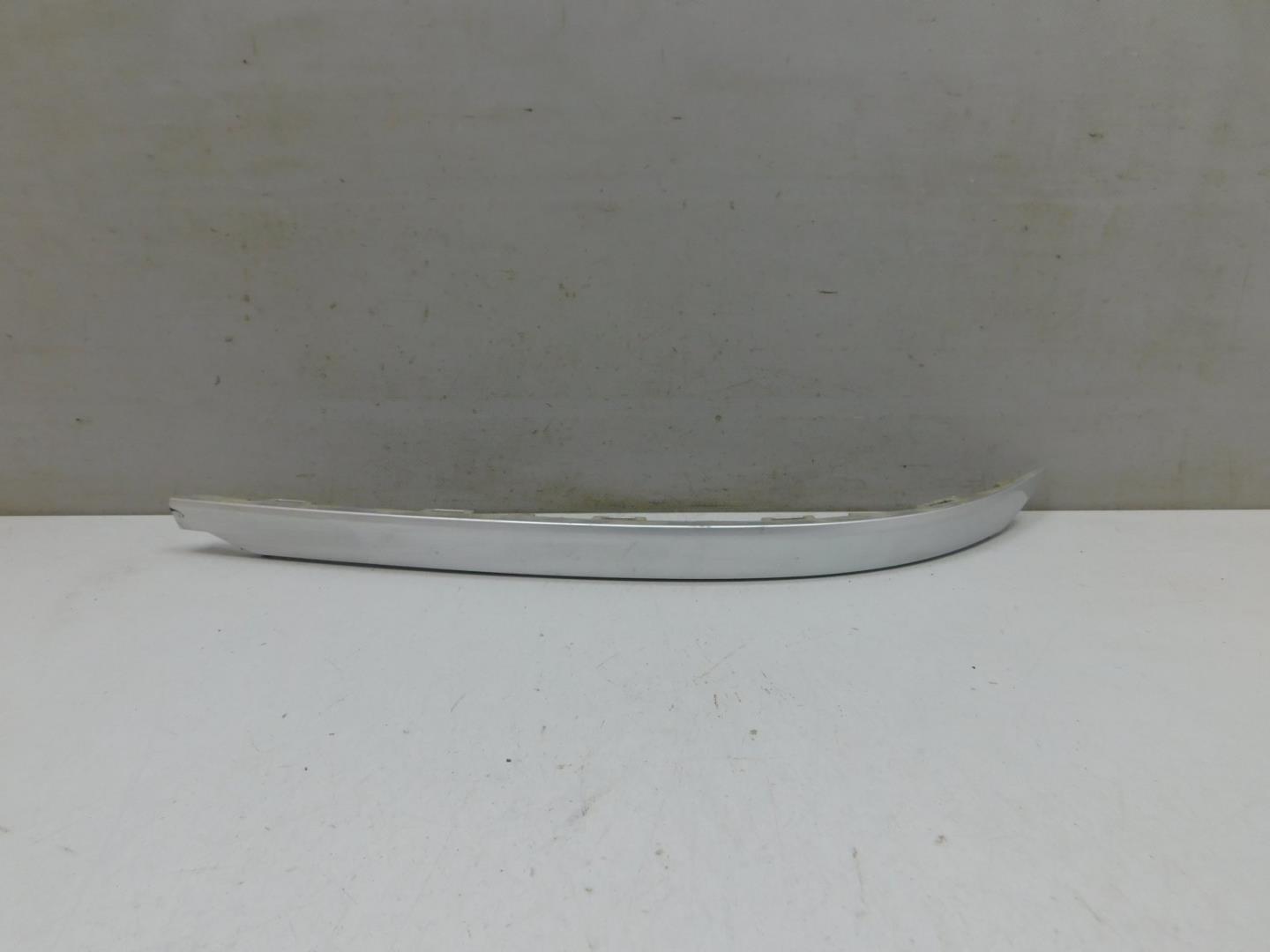 Накладка заднего бампера левая