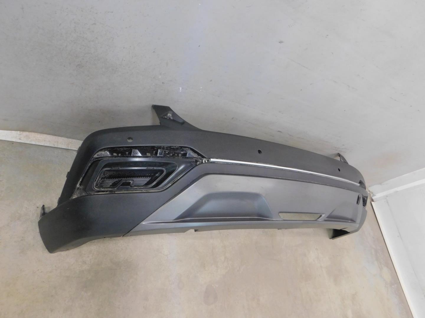 Бампер задний