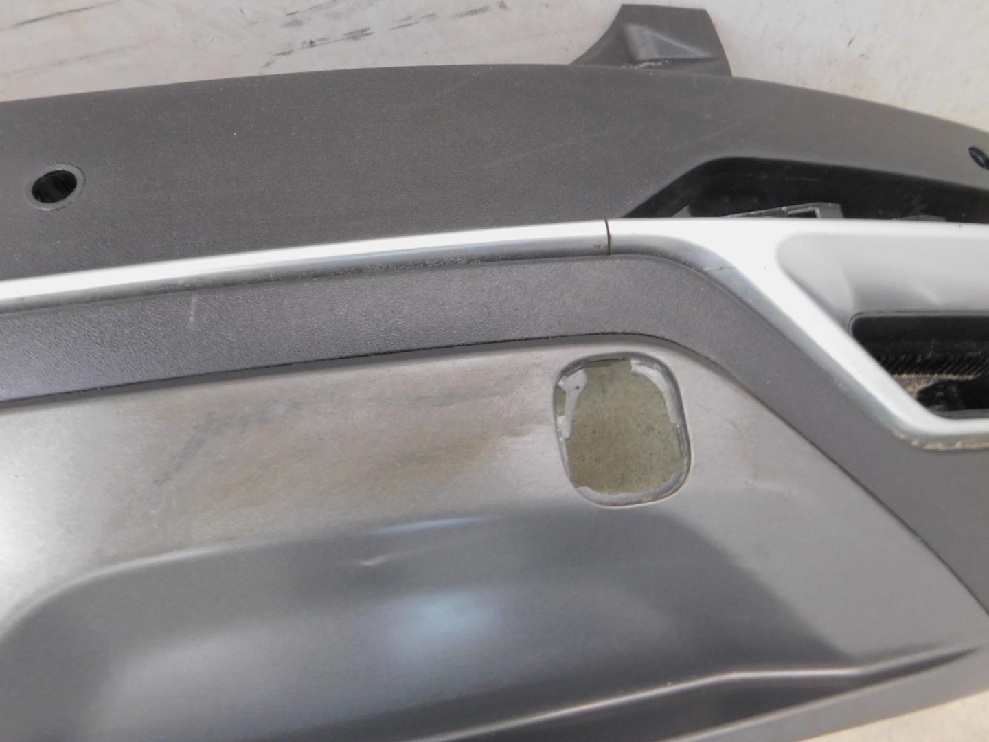 Бампер задний