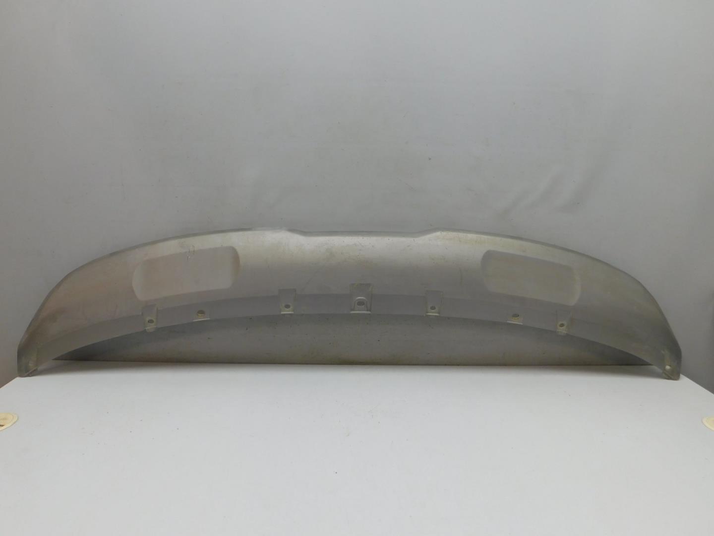 Накладка переднего бампера